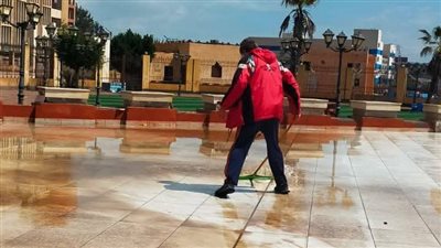 وكيل رياضة الدقهلية يتابع جهود إزالة مياه الأمطار من أسطح مراكز الشباب