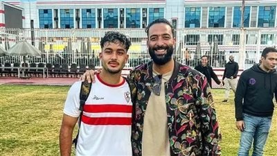 بعد ضبط نجل ميدو وبحوزته مواد مخدرة، النيابة تأمر بتحريز الحشيش وزجاجة كحول