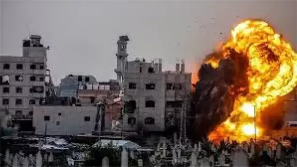 غارات على مدينة قم الإيرانية تسفر عن 6 قتلى وتضرر 3 منازل وسط البلاد