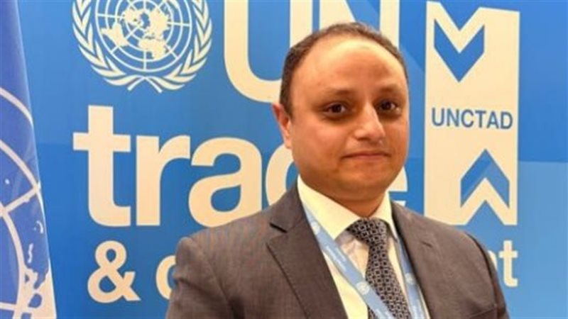 الدكتور أشرف عبد