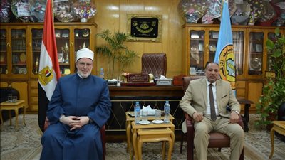 الضويني يزور جامعة الأزهر بأسيوط ويبحث سبل دعم المسيرة العلمية والبحثية 