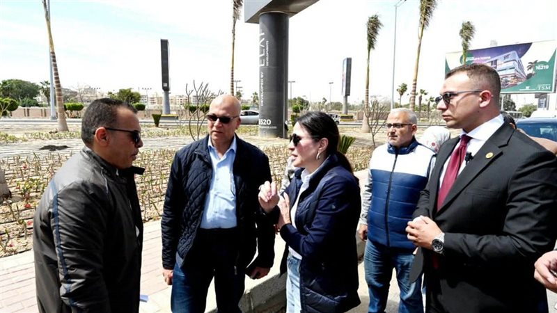 وزيرة الإسكان تتفقد