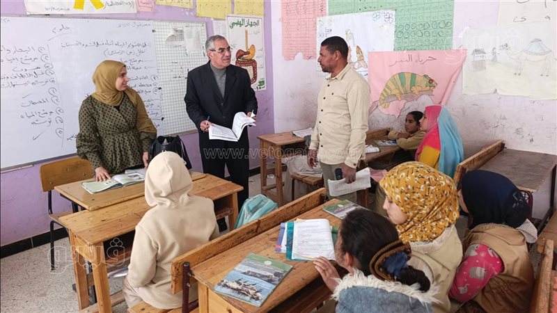 مدير إدارة تعليم