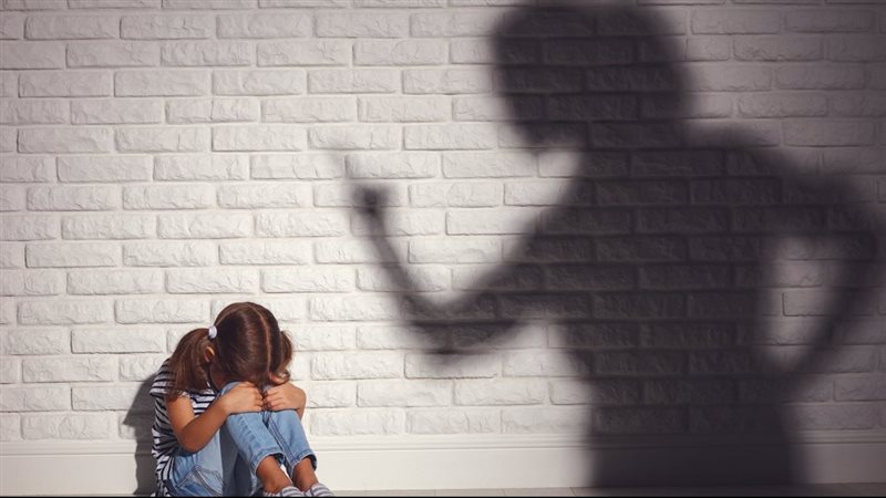 أخطاء في تربية الأبناء