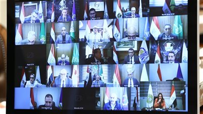 وزيرة التنمية المحلية تتابع جهود المحافظات في تطبيق قرار غلق المحال