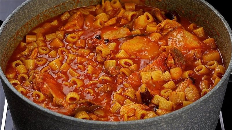 المبكبكة بالفراخ