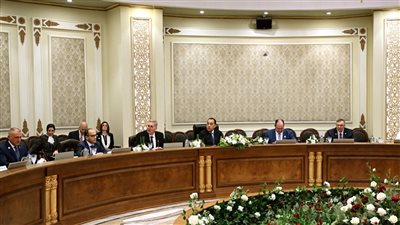 رئيس الوزراء: خفض مستحقات الشركاء الأجانب في قطاع البترول إلى 1.3 مليار دولار