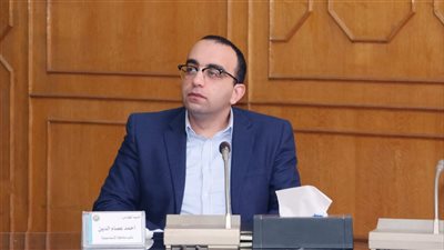 نائب محافظ الإسماعيلية يناقش الاستعداد لمهرجان الربيع وأعياد شم النسيم
