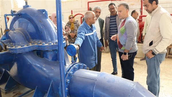 رئيس مياه الفيوم يتفقد محطة العزب القديمة المنتجة لـ130 ألف متر مكعب يومياً