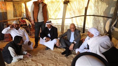 محافظ شمال سيناء يتفقد قرى الشيخ زويد لمتابعة الخدمات