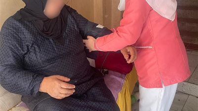 الكشف على 6825 مواطنًا بمبادرة الرعاية الطبية لـ كبار السن بالدقهلية