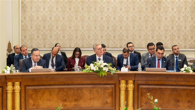 معرض إيجبس، فيتو