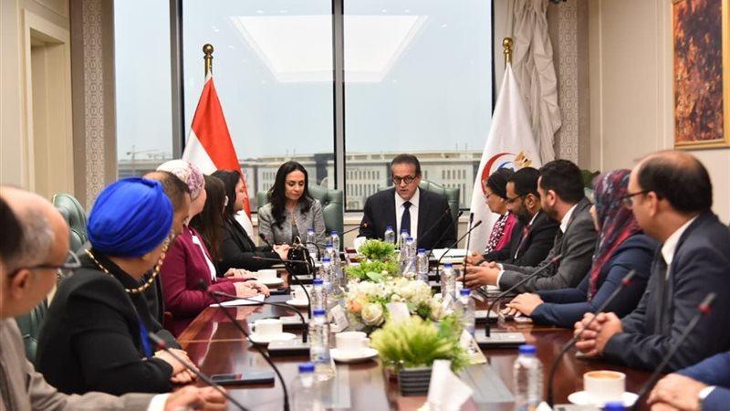 وزيرة التضامن تلتقي