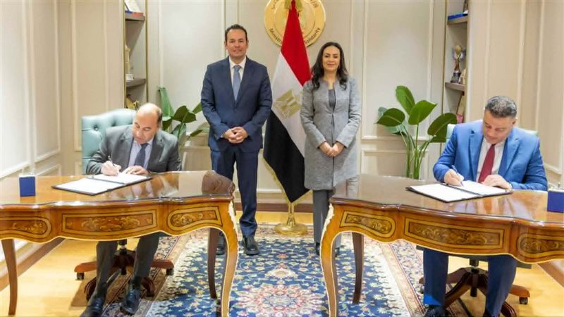 التضامن توقع 3 بروتوكولات