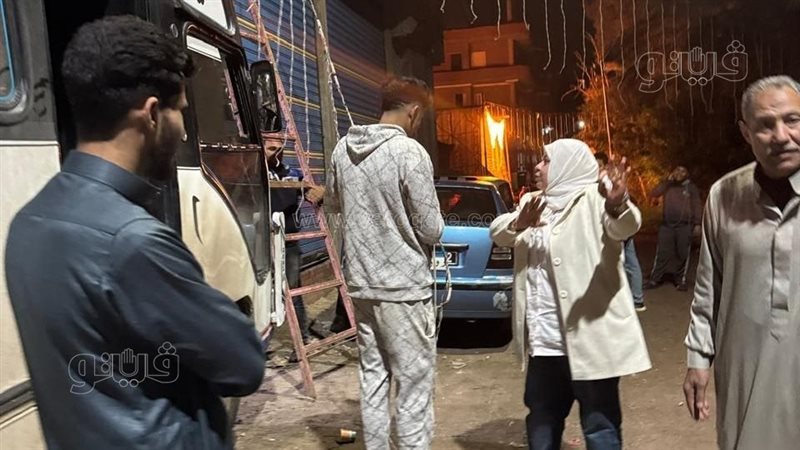 غلق المحال التجارية