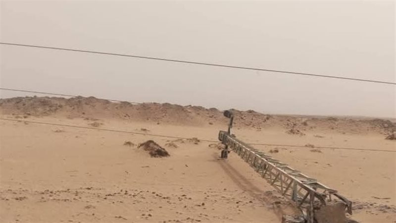 سقوط أعمدة الكهرباء،