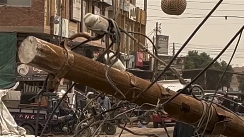 سقوط عمود إنارة بالفيوم،