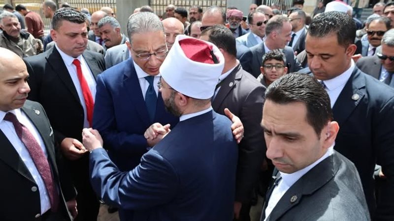 وزير الأوقاف يشارك
