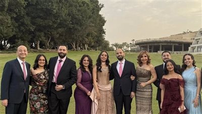 في أول ظهور لهما بعد الانفصال، عمرو أديب ولميس الحديدي يحتفلان بخطوبة ابنهما نور