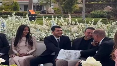 بحضور مصطفى حسني، المنتج محمد السعدي يحتفل بعقد قران ابنته (صور)