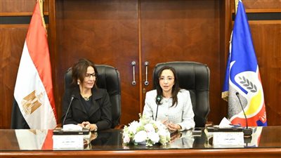 محافظ البحيرة تستقبل وزيرة الثقافة لتوقيع بروتوكول يعيد مكتبة البلدية إلى النور 