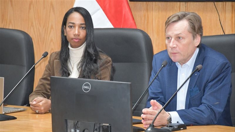 جامعة العاصمة تبحث