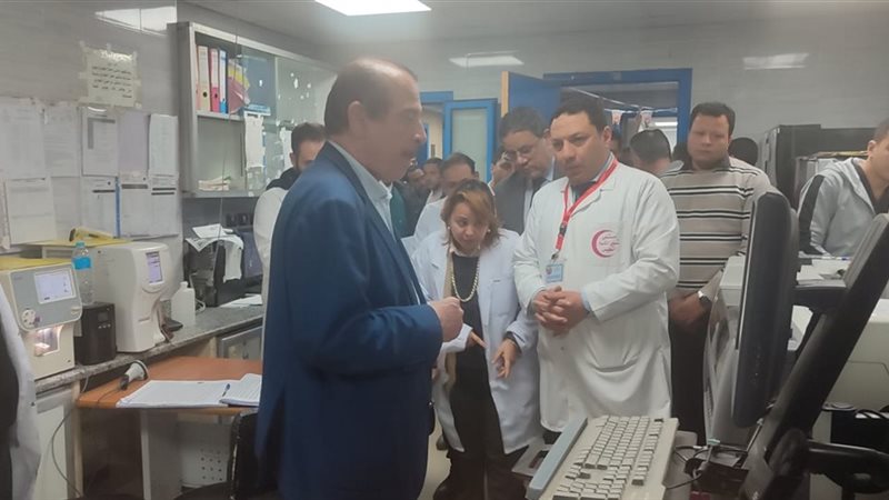 د.عمرو قنديل 