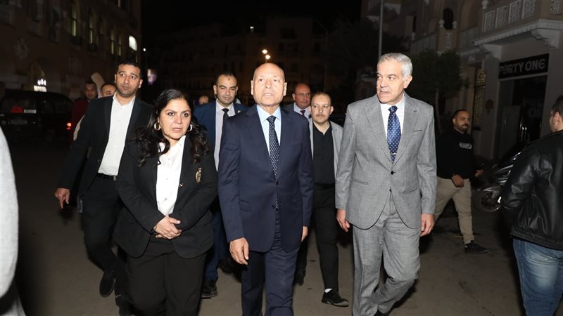 محافظ القاهرة، فيتو