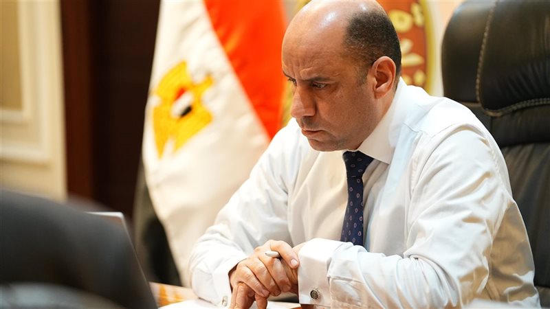حسن رداد وزير العمل،