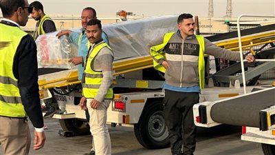 اول صور لوصول جثمان مهندس بتروجيت إلي مطار القاهرة 
