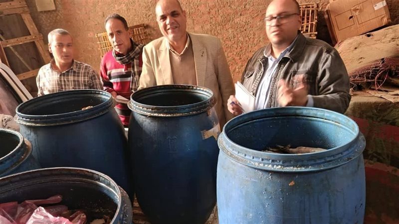 ضبط نصف طن أغذية