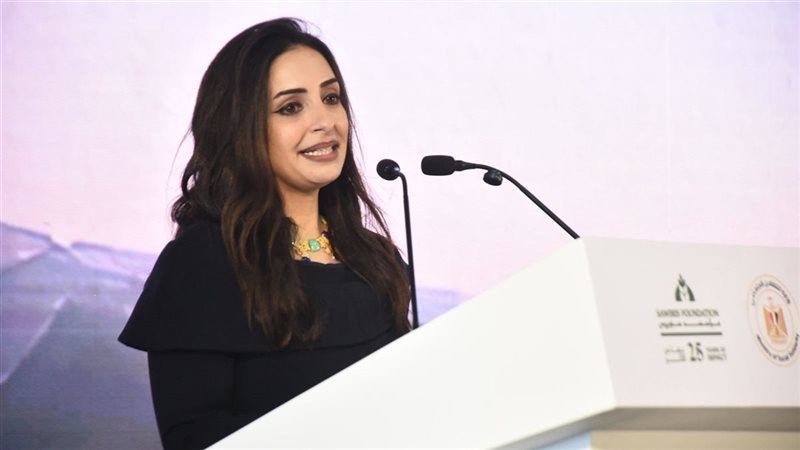 ليلى حسني، المدير