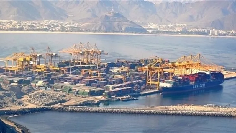 ميناء خورفكان بالامارات،