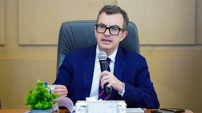  د. احمد رستم وزير