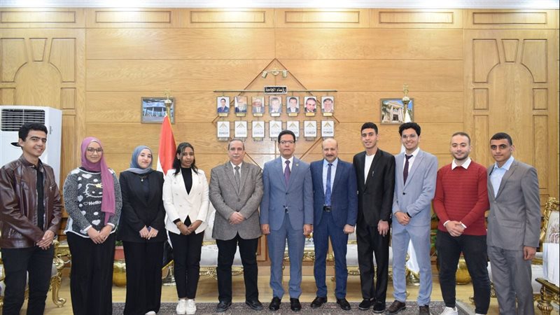 جامعة بنها، فيتو