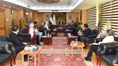 محافظ الفيوم يتابع الموقف التنفيذي لإنشاء مجمع صناعات الزيتون 