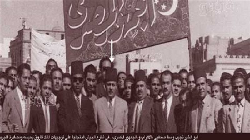 الصحفى أبو الخير