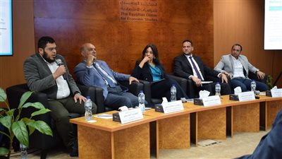 “المصري للدراسات الاقتصادية” يناقش إصلاحات الشبكة القومية للكهرباء والتوسع في الطاقة المتجددة