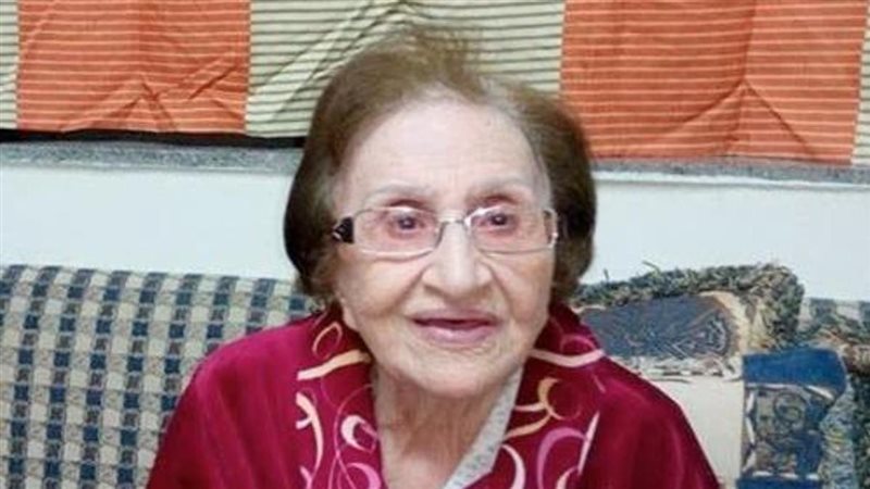 الإذاعية القديرة