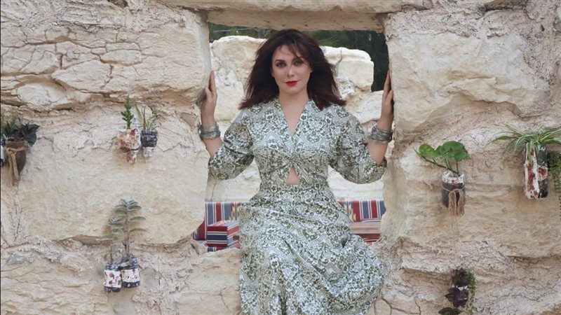 الفنانة السورية سلاف