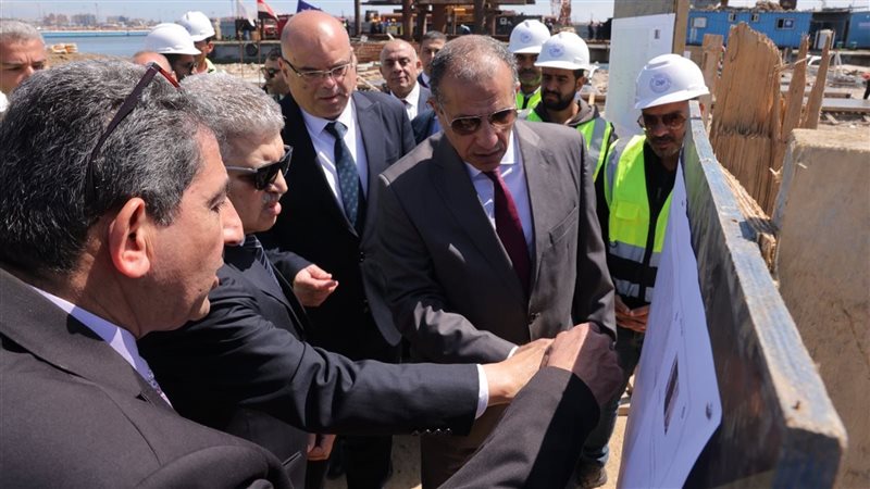 تفقد رئيس هيئة قناة