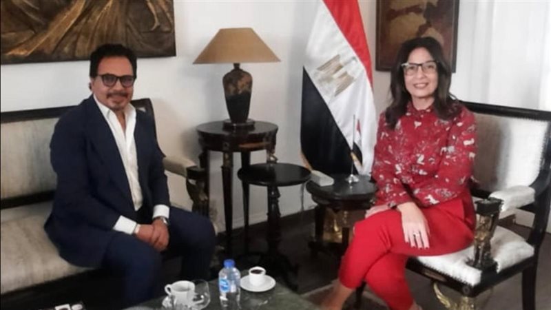 وزيرة الثقافة ومحمد