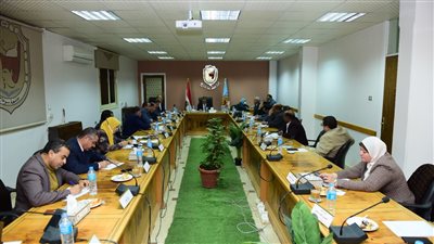  مجلس جامعة سوهاج يوافق على انتداب أعضاء هيئة التدريس للجامعات ويكلف ٧ معيدين جدد