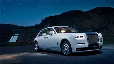 رولز رويس فانتوم تحصل على لقب أفضل سيارة في العالم|صور 