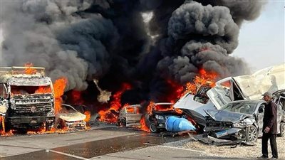 تفاصيل حادث الأوسطي: مصرع وإصابة 10 أشخاص.. وتفحم 4 سيارات.. وسائق التريلا السبب