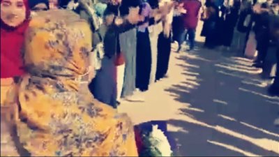 ده أقل واجب تجاهها.. ممر شرفي من طلاب 