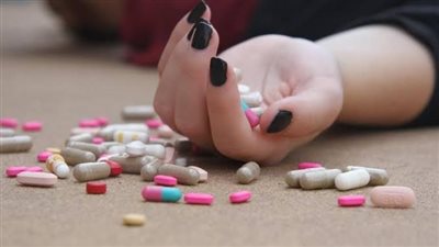 ربة منزل تتناول سم فئران بسبب خلافات مع والدة زوجها بسوهاج 