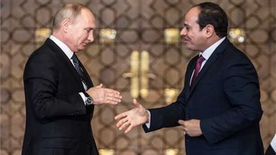 سر الورقة الزرقاء التي حملها السيسي بعد ثورة 30 يونيو.. وهذه رسالة بوتين
