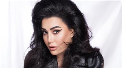غادة عبد الرازق تتألق بالأسود في أحدث جلسة تصوير