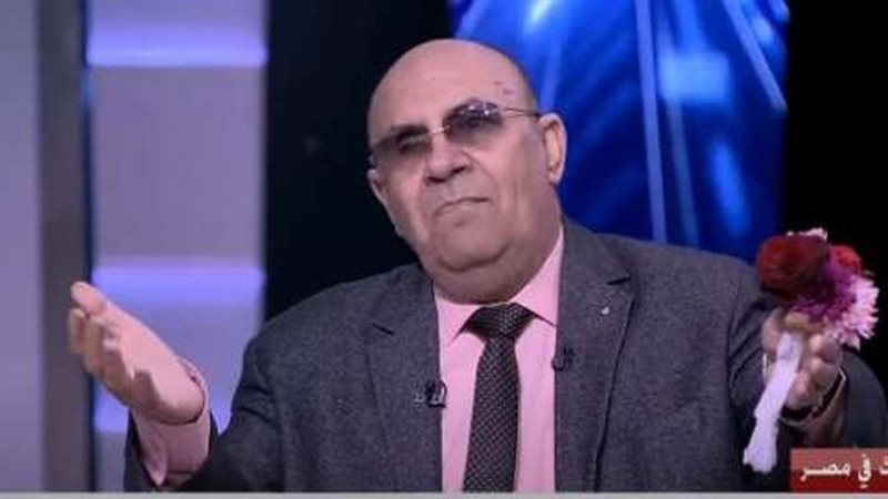 الدكتور مبروك عطية